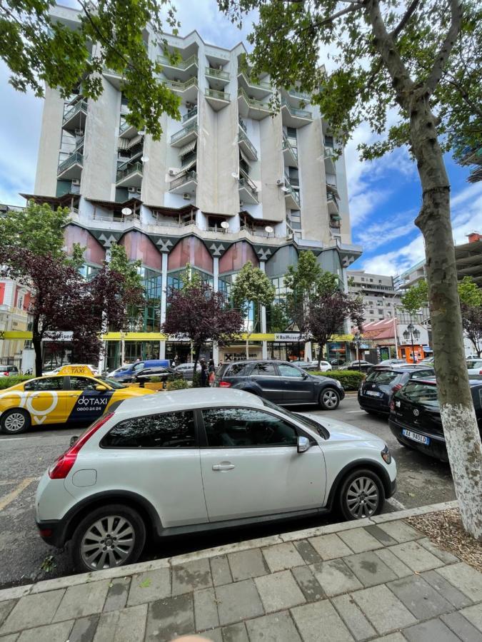 Mak Apartments Tirana Exteriör bild